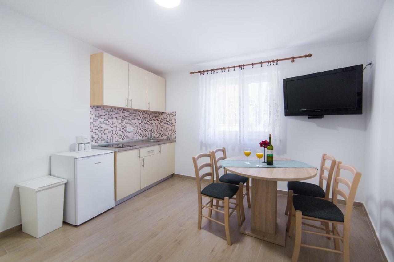 Apartments Relax Baska Voda Exterior photo