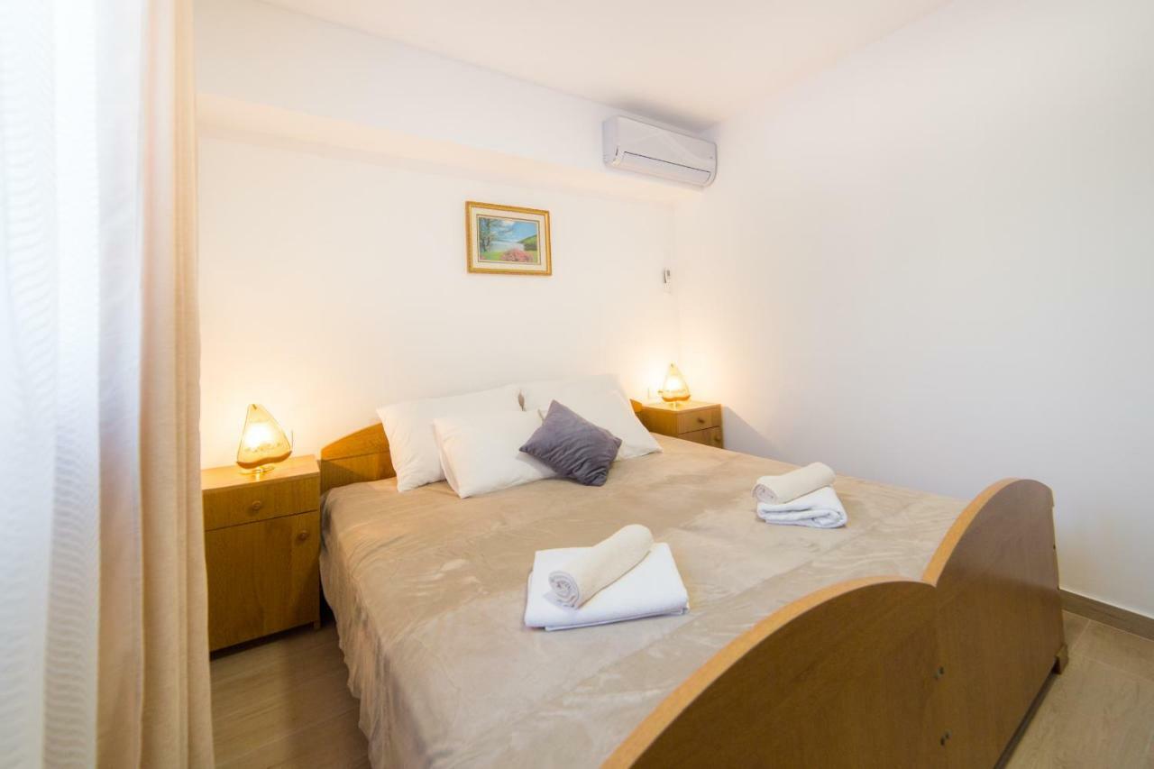 Apartments Relax Baska Voda Exterior photo